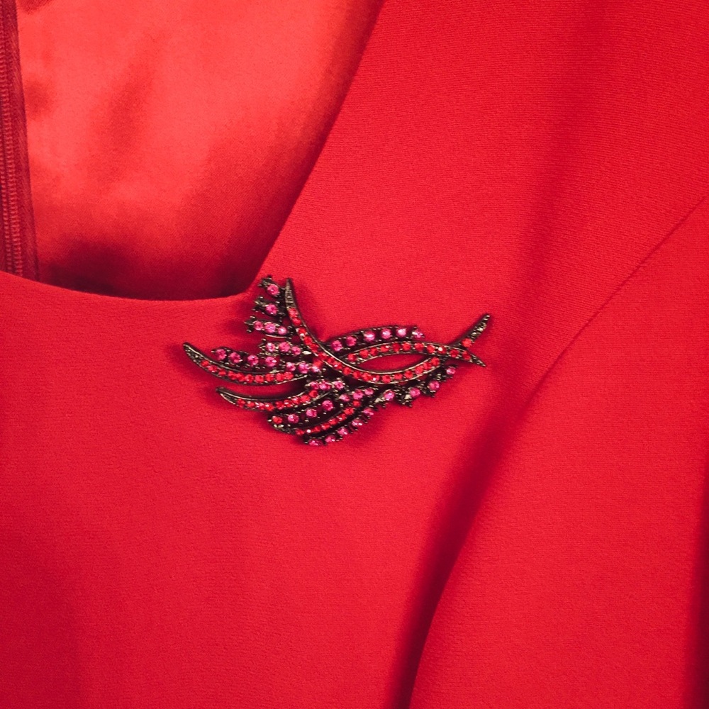 Dress - Picture 2 of 4